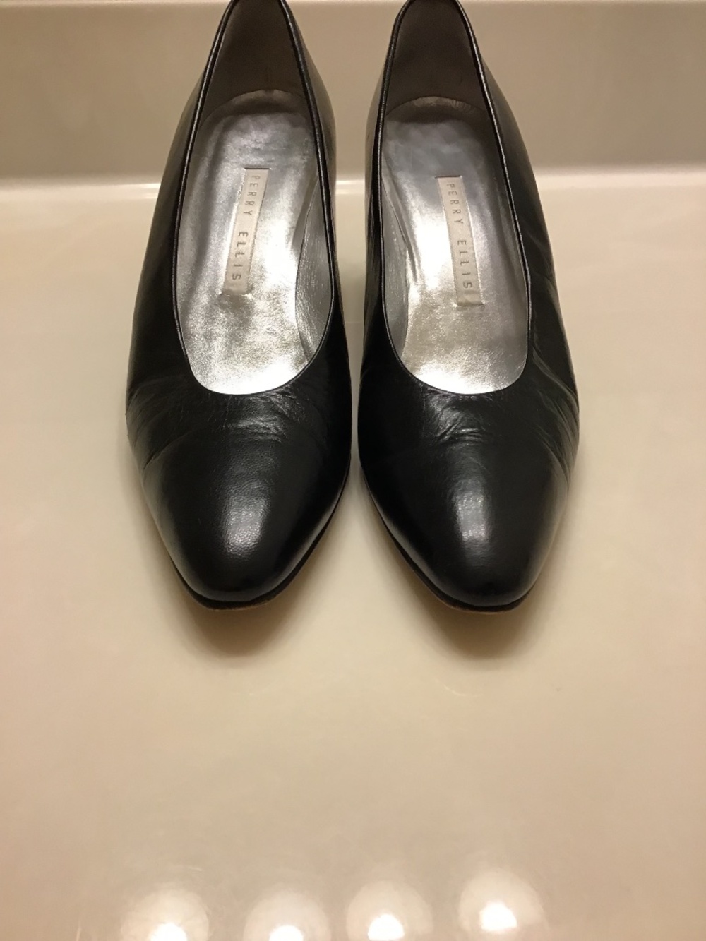 VIA SPIGA PUMPS - Picture 3 of 11
